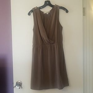 Forever 21 M grey sleeveless lightweight polyester